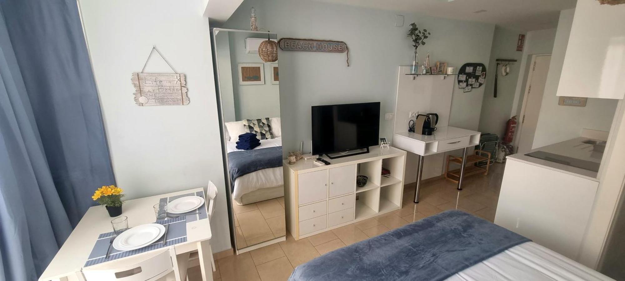 Beach House Apartment, Playa Malagueta 马拉加 外观 照片